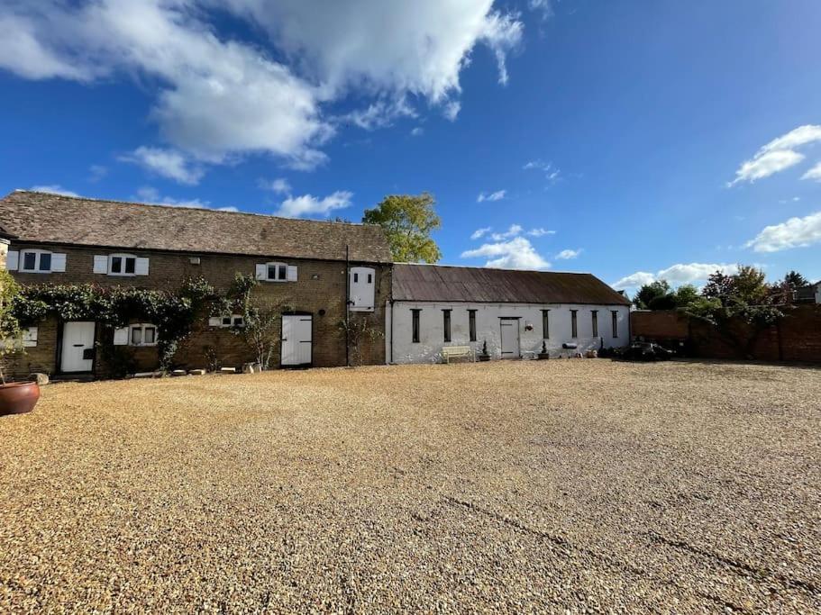 The Old Hay Barn - Games Room, Gym, Sleeps 8 Godmanchester Exteriör bild